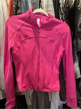 Lululemon Define Cropped Sonic Pink - Size 8